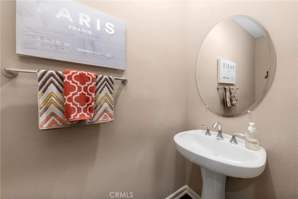 844 Citrus Court 29, Claremont, California 91711 home-pic-8